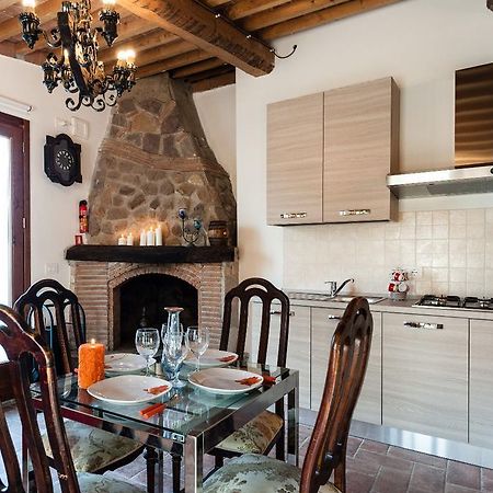 Vacation Home Tuscany Filettole 3 ヴェッキアーノ エクステリア 写真